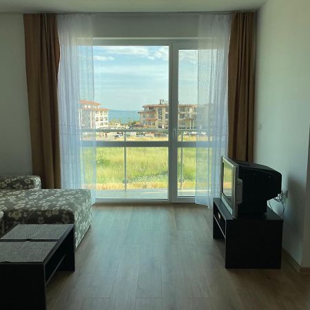 Апартамент В Сарафово Apartman Burgasz Kültér fotó