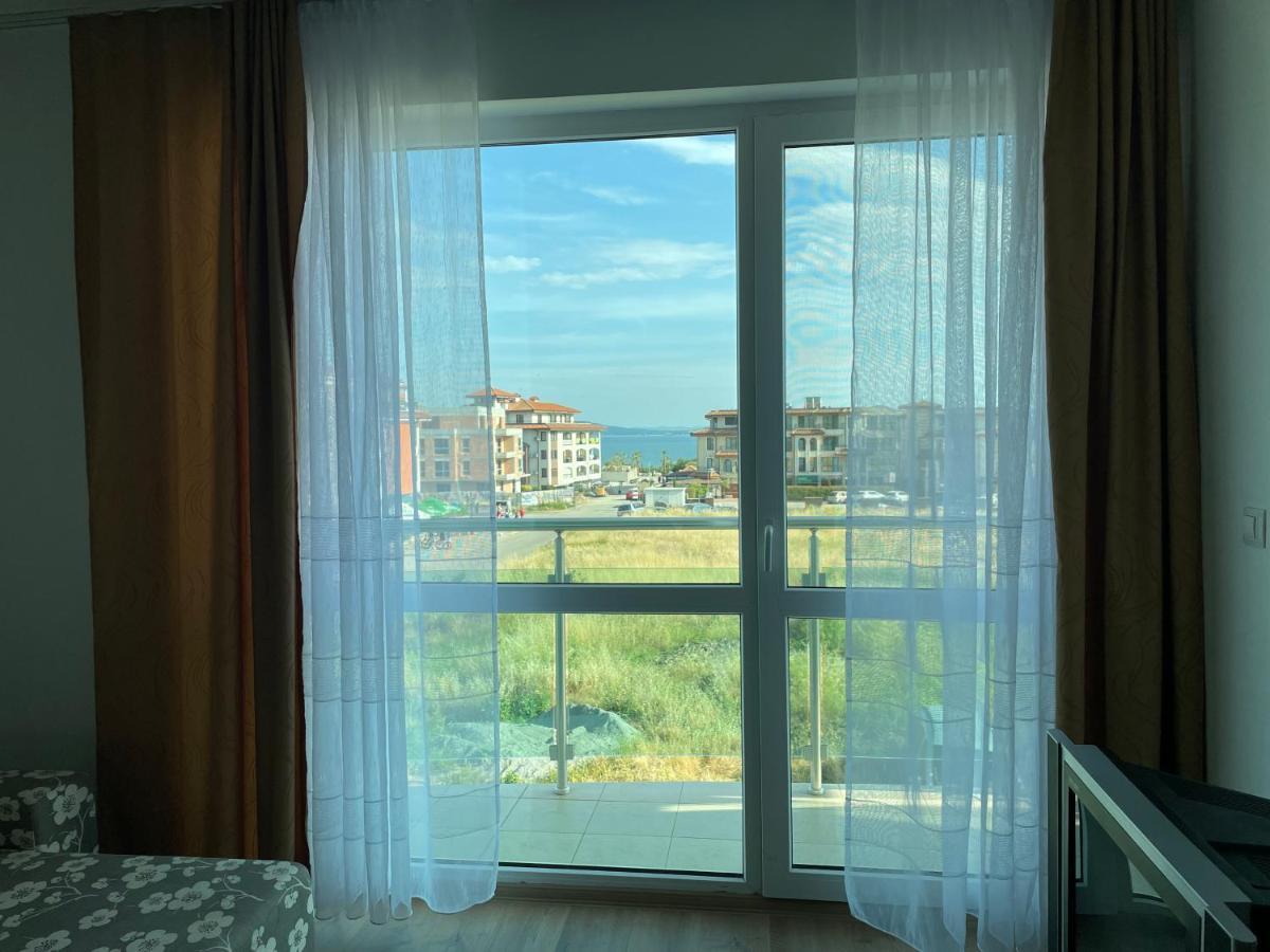 Апартамент В Сарафово Apartman Burgasz Kültér fotó