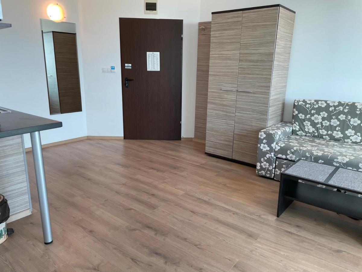 Апартамент В Сарафово Apartman Burgasz Kültér fotó